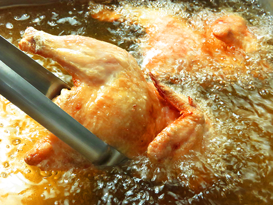小樽名物「若鶏半身揚げ」と「ザンギ」なるとキッチン 商品イメージ1
