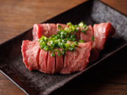 牛タン・黒毛和牛食べ放題「焼肉　朧」